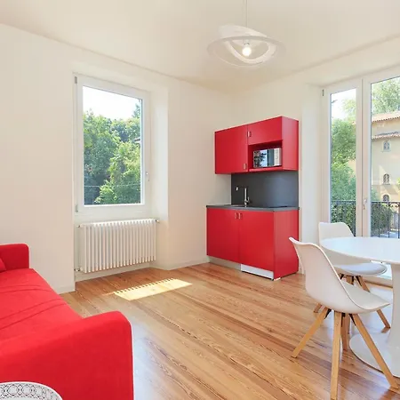 Casa De Paoli Stresa